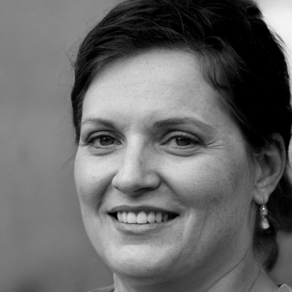 Dra. Esperanza Molina